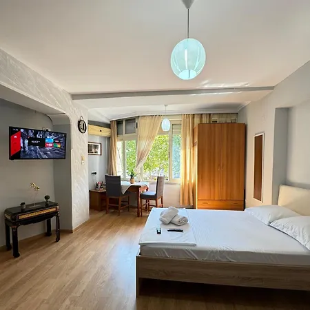 Apartment Centre Lions Gate 9 Tirana